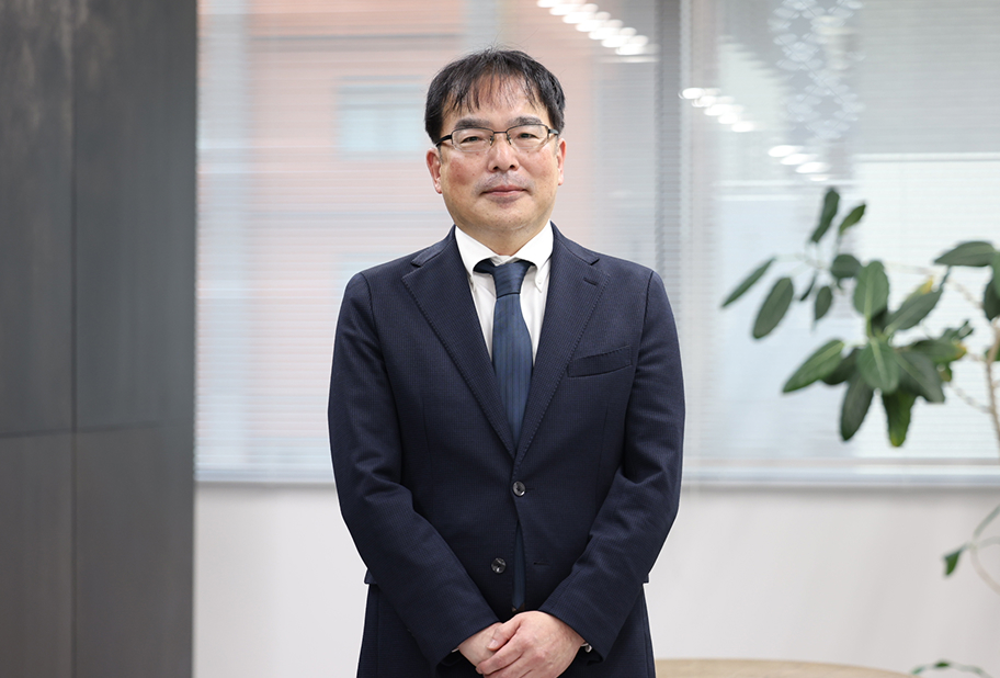 役員 松栄哲也の写真